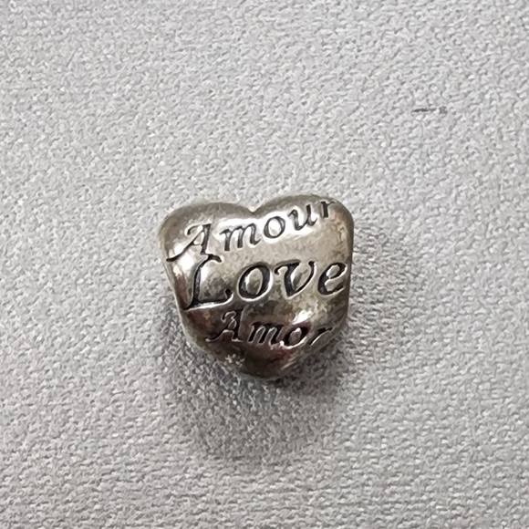Pandora Language of Love Charm - Picture 4 of 9